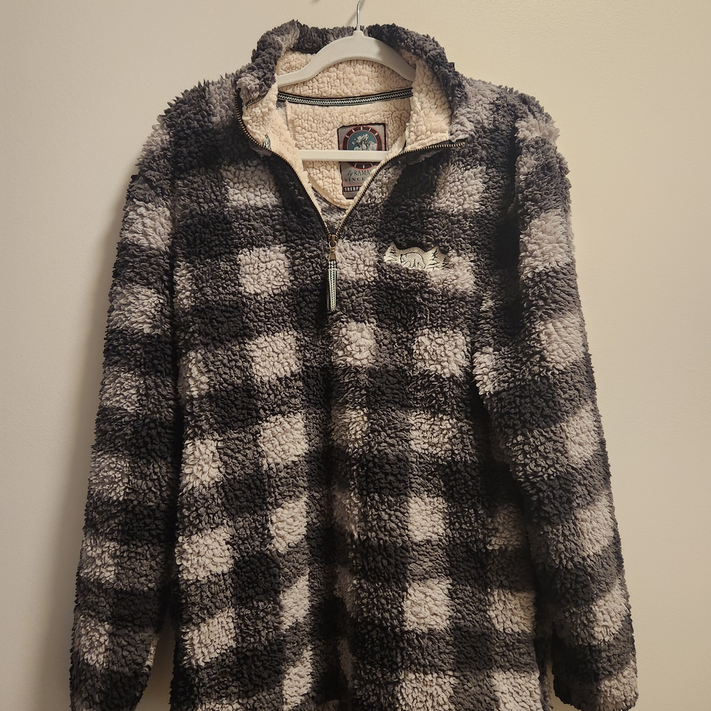 Vintage CABIN FEVER  Black and Cream Sherpa Pullover